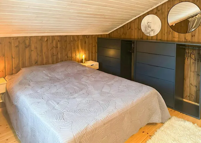 Seaside With Fjord Views In * Skjerstad